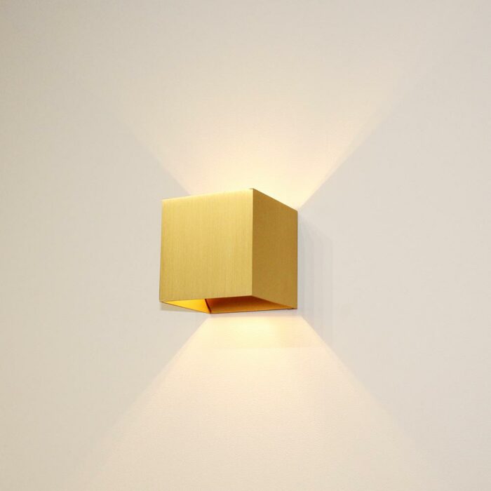 Corp de iluminat exterior Luce Gold